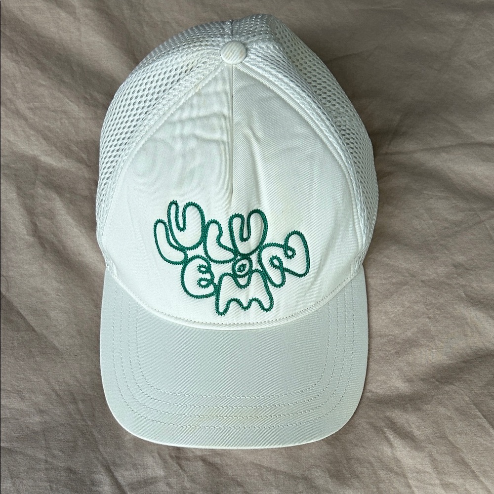 Lululemon White Mesh Trucker Hat